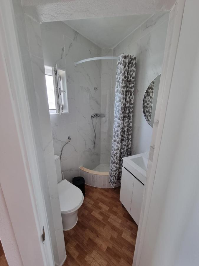 Appartamento Casa agradável com piscina partilhada Albufeira Esterno foto