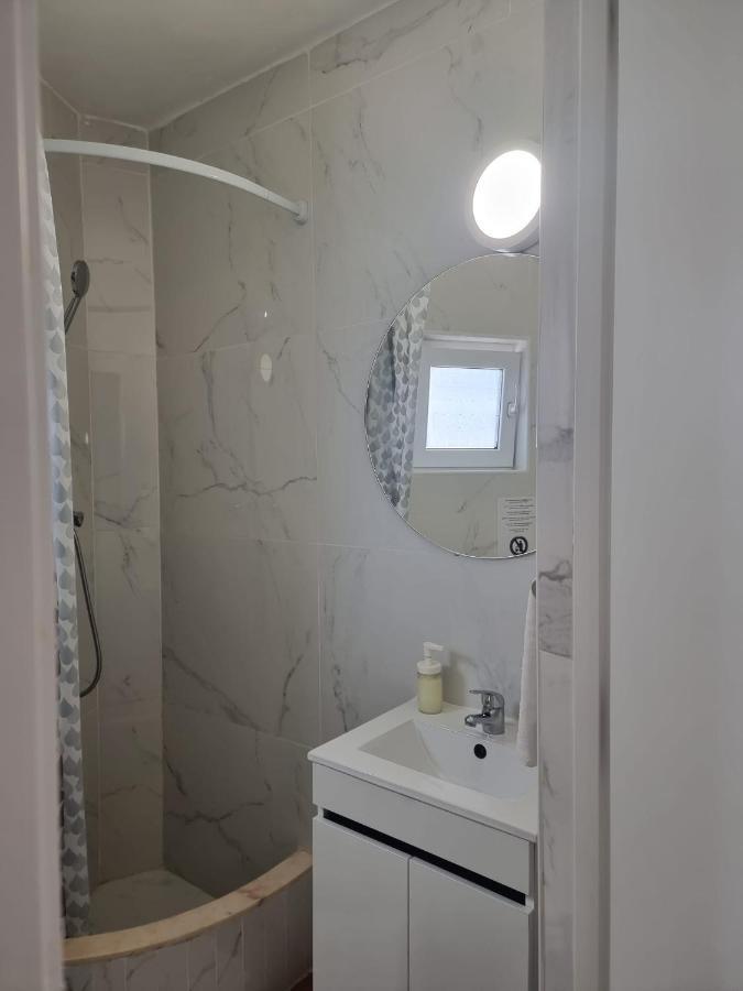 Appartamento Casa agradável com piscina partilhada Albufeira Esterno foto